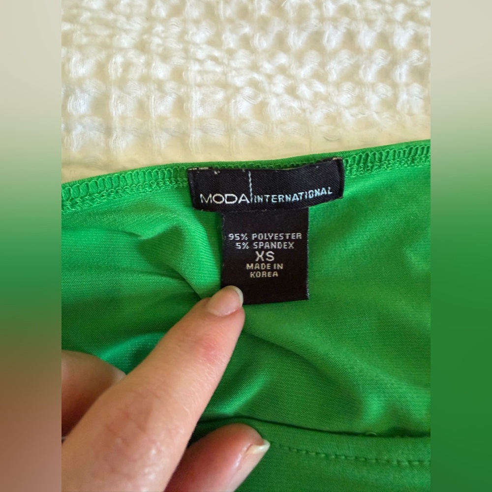 Y2K Moda International Bright Green Cap-Sleeve Midi Dress - Picture 4 of 5